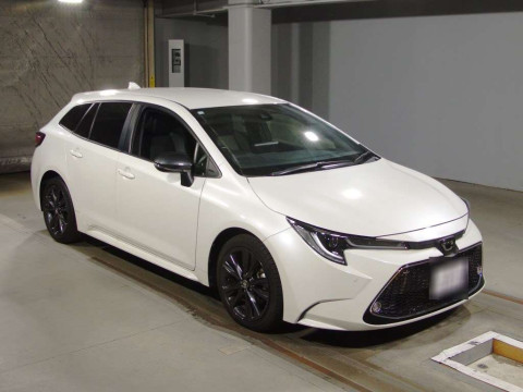 2020 Toyota Corolla Touring Wagon ZRE212W[2]