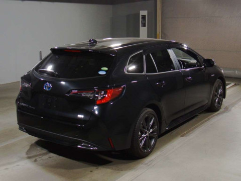 2019 Toyota Corolla Touring Wagon ZWE211W[1]