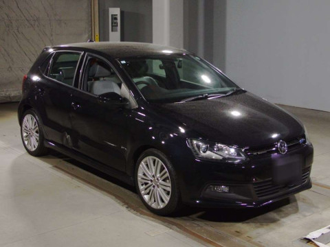 2015 Volkswagen Polo 6RCZE[2]