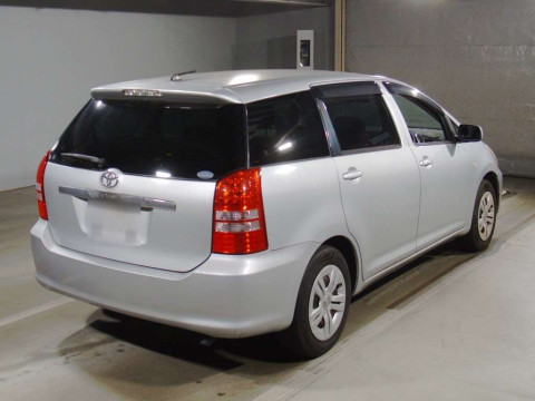 2004 Toyota Wish ZNE10G[1]