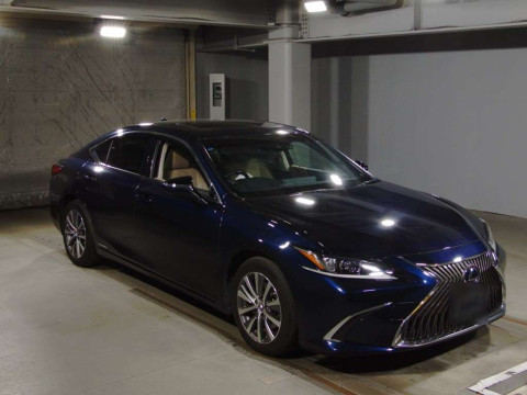 2019 Lexus ES AXZH10[2]