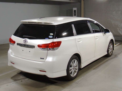 0 Toyota Wish ZGE20W[1]