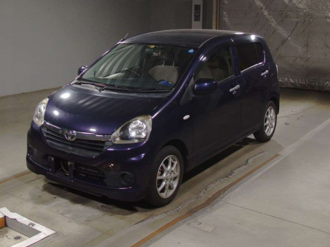 2013 Toyota Pixis Epoch LA300A[0]