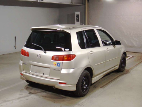 2003 Mazda Demio DY3W[1]