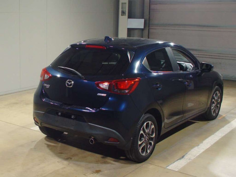 2016 Mazda Demio DJ5AS[1]