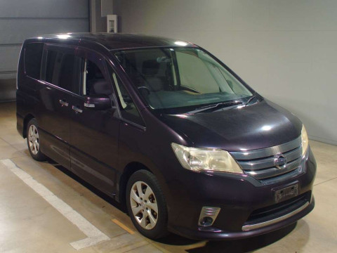 2012 Nissan Serena FC26[2]