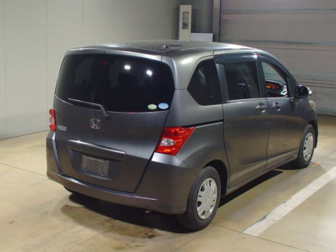 2010 Honda Freed GB3[1]