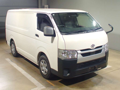 2021 Toyota Hiace Van GDH201V[2]