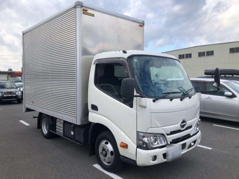 2020 Hino DUTRO XZU605M[2]