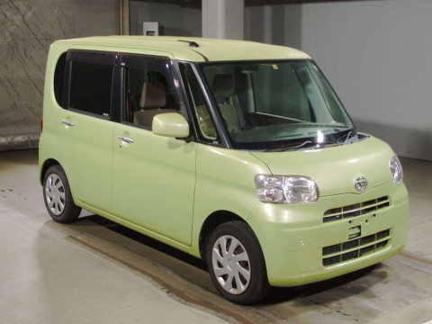 2012 Daihatsu Tanto L375S[2]