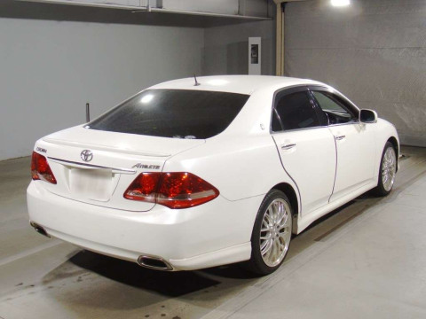 2008 Toyota Crown GRS200[1]