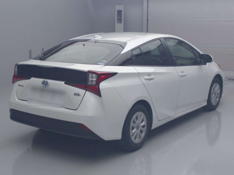 2021 Toyota Prius ZVW51[1]