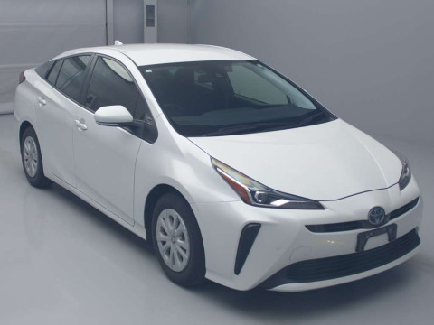 2021 Toyota Prius ZVW51[2]