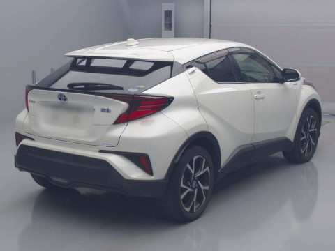 2020 Toyota C-HR ZYX11[1]