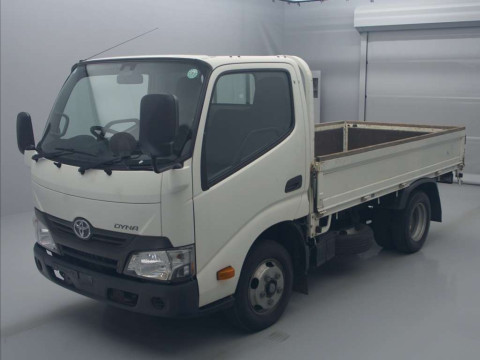 2019 Toyota Dyna Truck XZU605[0]