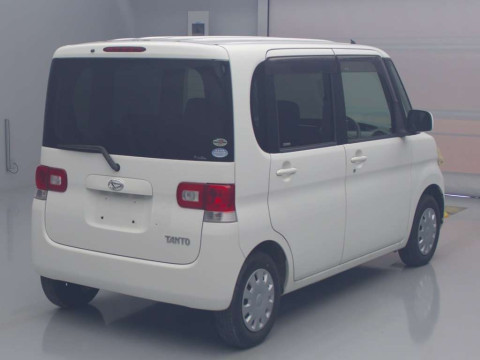 2010 Daihatsu Tanto L375S[1]