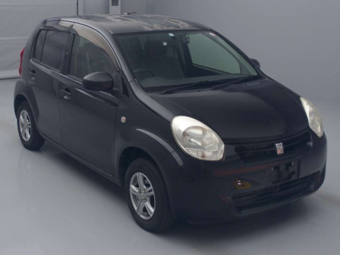 2013 Toyota Passo KGC30[2]