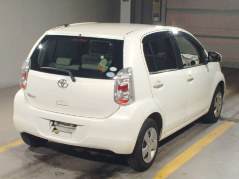 2010 Toyota Passo KGC30[1]