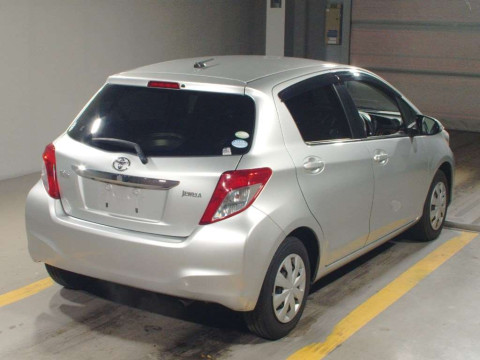 2012 Toyota Vitz NSP130[1]