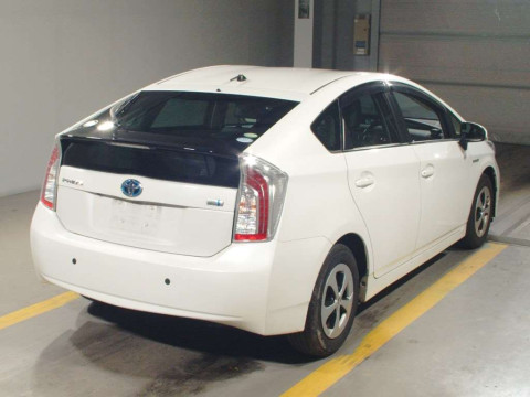 2012 Toyota Prius ZVW30[1]