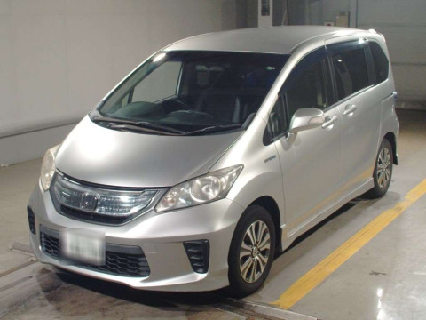 2013 Honda Freed hybrid GP3[0]