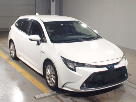 2019 Toyota Corolla Touring Wagon ZWE211W[2]