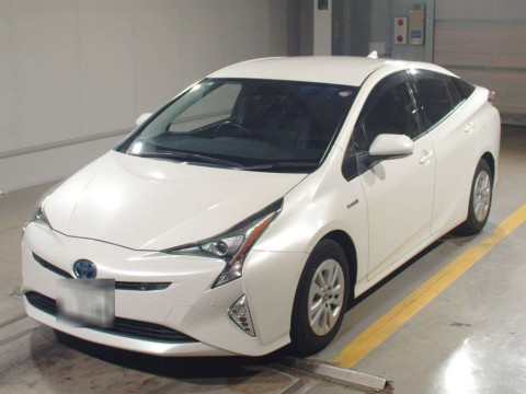 2018 Toyota Prius ZVW50[0]