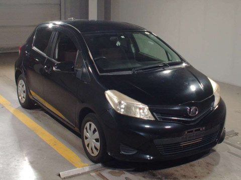 2012 Toyota Vitz NSP130[2]