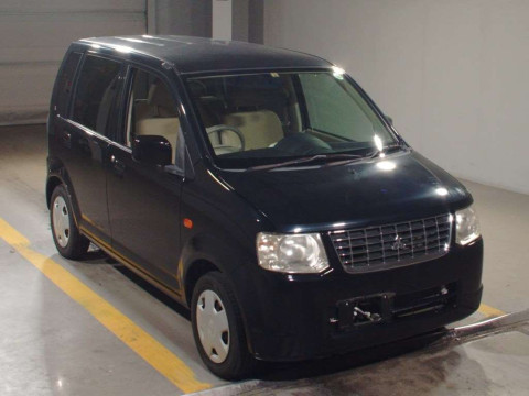 2010 Mitsubishi eK Wagon H82W[2]