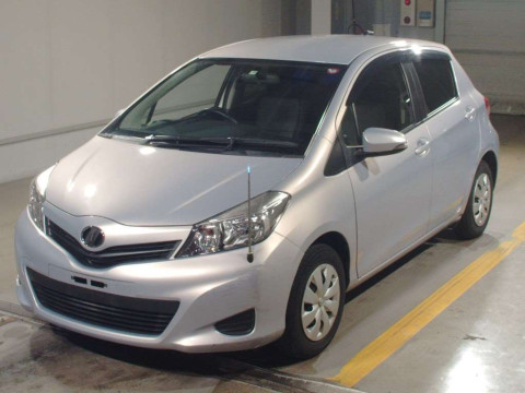 2013 Toyota Vitz NSP130[0]