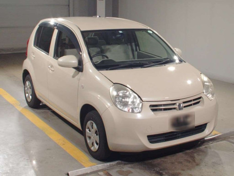 2012 Toyota Passo KGC30[2]