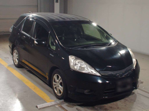 2012 Honda Fit Shuttle Hybrid GP2[2]