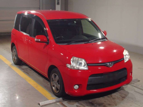 2013 Toyota Sienta NCP81G[2]