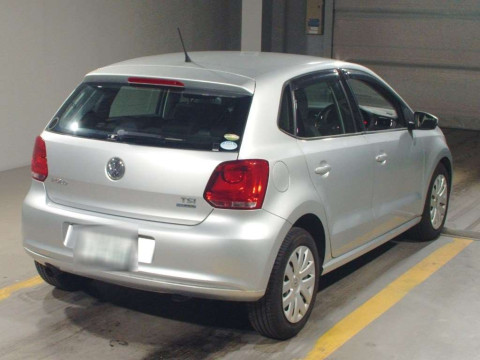 2012 Volkswagen Polo 6RCBZ[1]