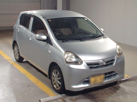 2012 Daihatsu Mira es LA310S[2]