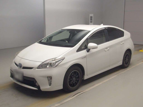 2015 Toyota Prius ZVW30[0]