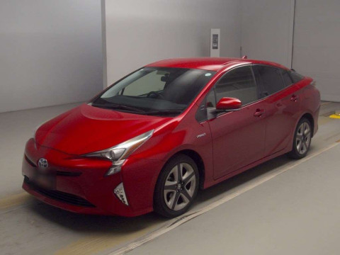 2016 Toyota Prius ZVW50[0]