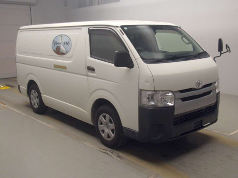 2019 Toyota Regiusace Van GDH201V[2]