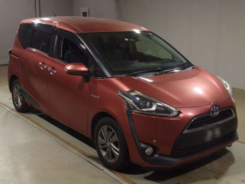 2015 Toyota Sienta NHP170G[2]