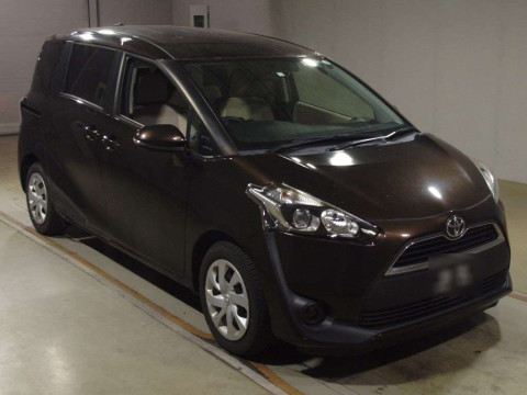 2016 Toyota Sienta NSP170G[2]