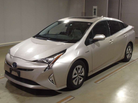 2016 Toyota Prius ZVW51[0]