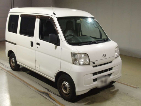 2016 Daihatsu Hijet Cargo S321V[2]