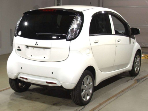 2016 Mitsubishi I-Miev HA4W[1]