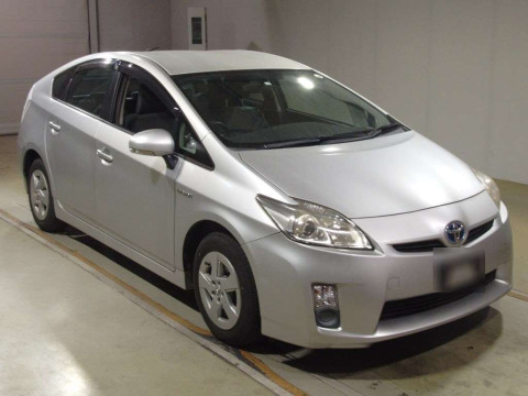 2010 Toyota Prius ZVW30[2]