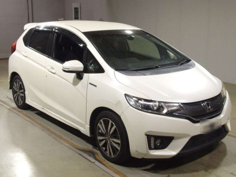 2014 Honda Fit Hybrid GP5[2]