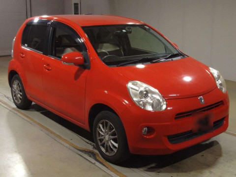 2012 Toyota Passo KGC30[2]