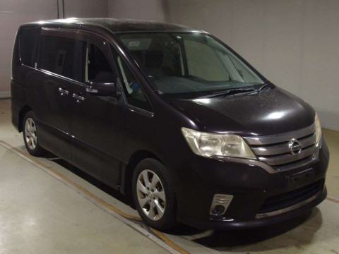 2011 Nissan Serena FC26[2]