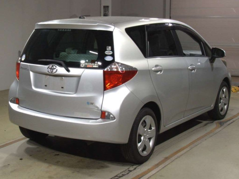 2012 Toyota Ractis NSP120[1]