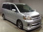 2005 Toyota Noah