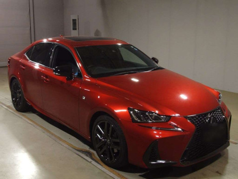 2019 Lexus IS AVE30[2]